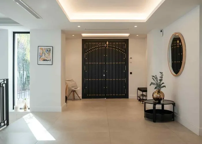 Ross - Luxurious In The Heart Of * Marbella