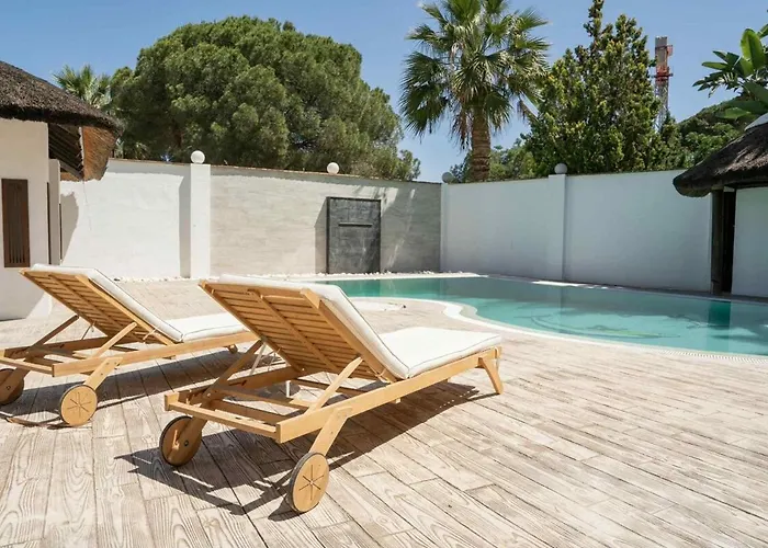 Ross - Luxurious In The Heart Of Villa