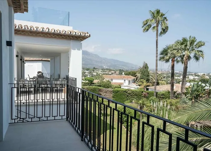 Villa Ross - Luxurious In The Heart Of