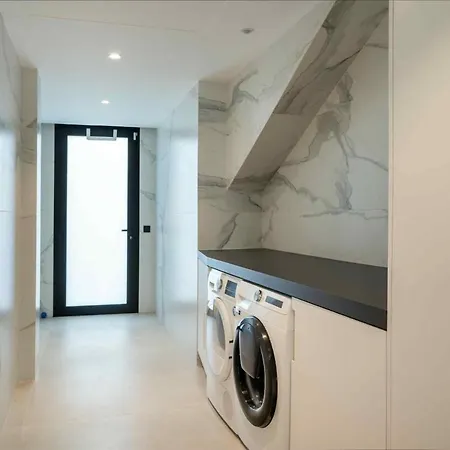 Ross - Luxurious In The Heart Of *