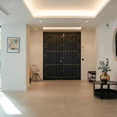 Ross - Luxurious In The Heart Of * Marbella